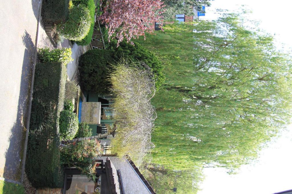 Logis Lhotel Restaurant Antony Verrieres Le Buisson มัสซี ภายนอก รูปภาพ